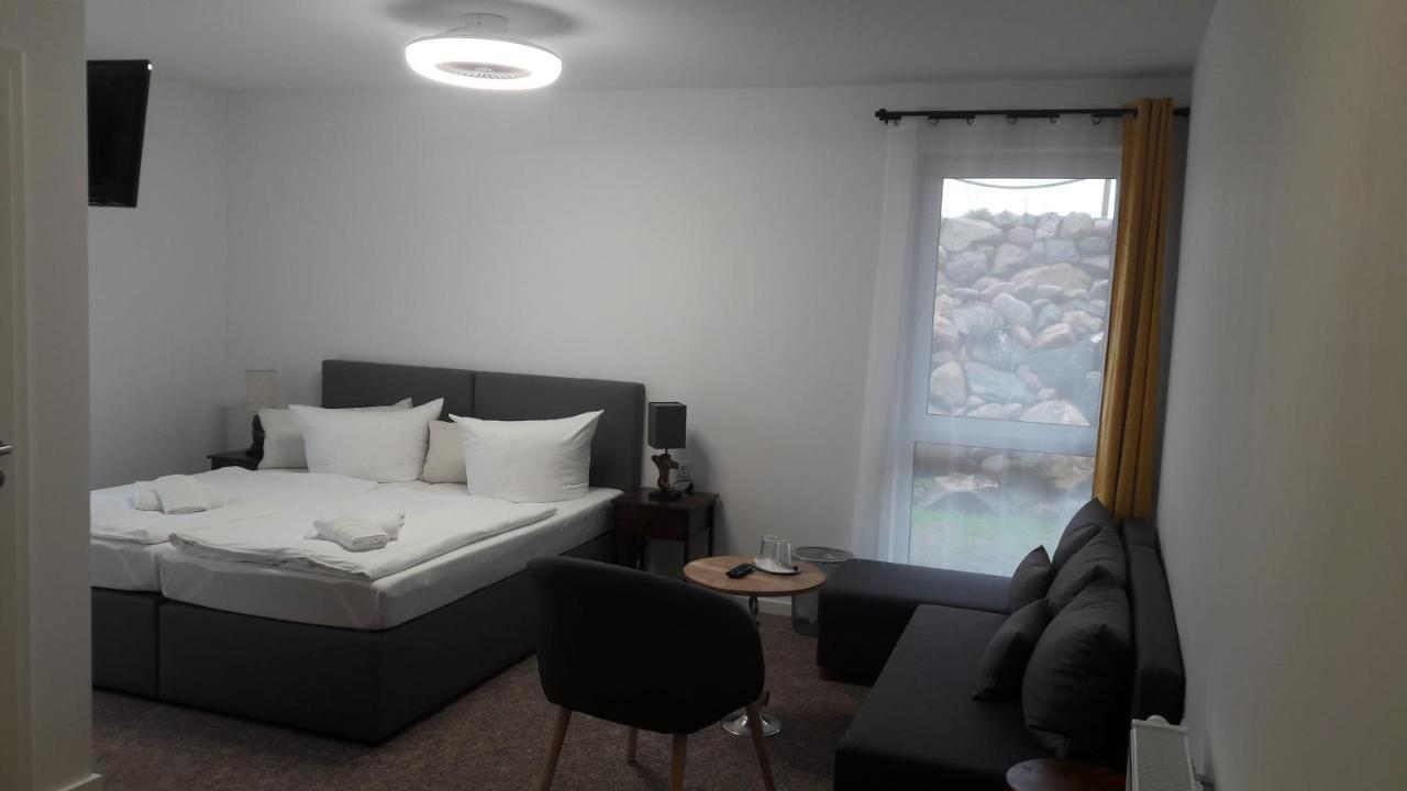 Pension Rabe Haus Retzi Rabe Grevesmuehlen Buitenkant foto